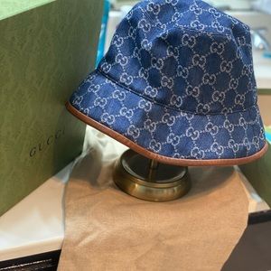 COPY - GG canvas bucket hat